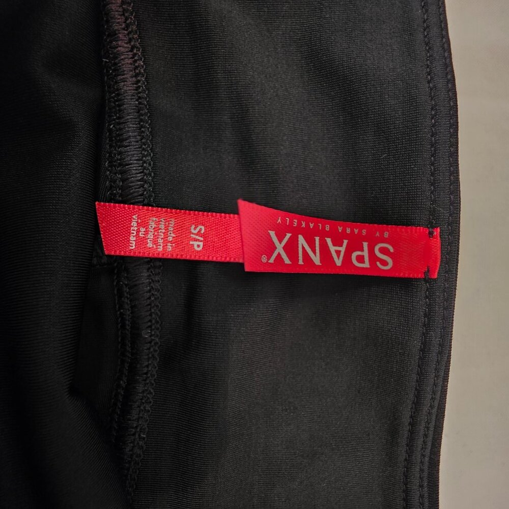 SPANX Women's Black Camo Leggings, Size S/P - Picture 6 of 7